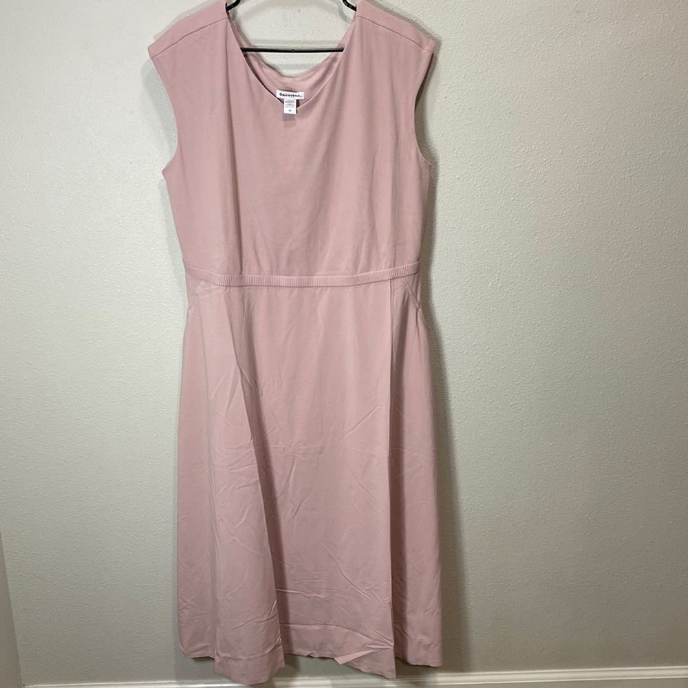 Athleta Ryder dress NWOT pink